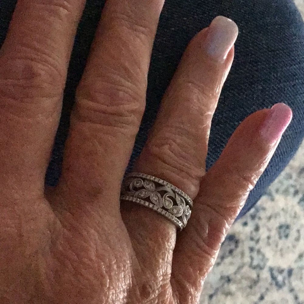 Neil Lane diamond ring - Picture 5 of 5